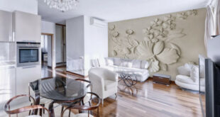 Оформление дизайна интерьера гостиной росписью и лепниной